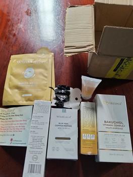 Product Review of Kem Chống Nắng Nâng Tone Kiềm Dầu Che Khuyết Điểm SPF 50 + PA ++++ Thương Hiệu : WinKorea Skincare Sunscreen Chăm Sóc Da Nữ Làm Đẹp Da from N**n L** 0