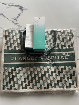 Product Review of JT10 - [Size nhỏ] Túi cói thời trang JT Angel - Nhẹ nhàng, xinh xắn, thời trang, túi rộng thoải mái from M**A 0