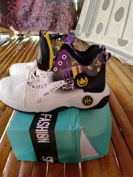 Product Review of Sakura.Men's BasketBall Shoes  w/ Box Cushioning Foam #MXG1002 (Standard SIze) sabrina basketball from L**e B**n 1