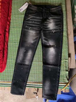 Product Review of QUẦN JEANS XÁM NAM DÀI 4 CÚC VẨY SƠN ĐI VIỀN TRẮNG SỌC NỔI 1 BÊN THỜI TRANG CÁ TÍNH   Menswear Denim Pants Có Túi from **⛱ 1