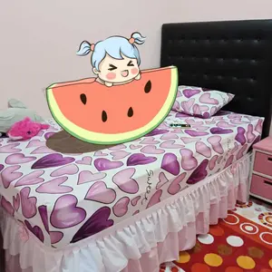 penutup kolong dipan (bedskirt) rumbai dua.