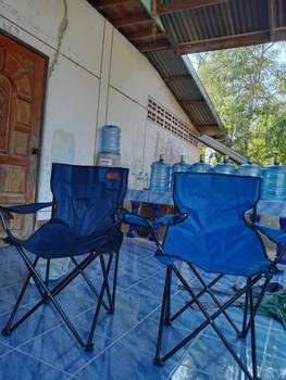 Product Review of Janet เก้าอี้สนาม (มีที่พักแขน) เก้าอี้ มีที่พักแขน ขนาด 50x50x80 รับนน.160 kg เก้าอี้ปิคนิค เก้าอี้พับได้ เก้าอี้ เก้าอี้สนามพับได้ from €**ง 2
