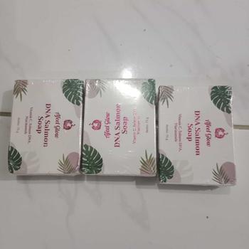 Product Review of [2 PCS ]SABUN GLOWING DNA SALMON AFEELGLOW Soap from m**🥰 0