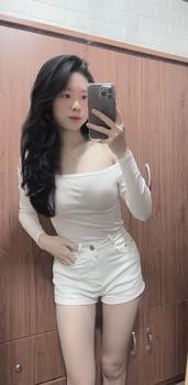 Product Review of Quần Jeans Short Trắng Lưng Cao Co Giãn Basic Q202 Dành Cho Nữ Shop Hoàng Thị Phượng - Women Pants from H**i M** 0