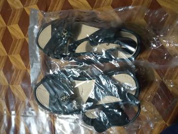 Product Review of รองเท้าแตะรัดส้นผู้หญิง หนา4.5ซม sandals ตีนตุ๊กแก แฟชั่น กันลื่น ให้คุณแม่ ใส่สบาย นำเข้าราคาถูก from S**t 0
