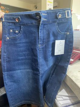 Product Review of Chân Váy Denim, Dành Cho Nữ, Hàng Mới Về Xuân / Hè 2025, Cạp Cao, Xẻ Tà, Dài Trung Bình Ống Ôm Dáng Chữ A, Ngoại Cỡ, Chân Váy Bó Sát from H** B**g L**g 0