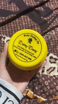 Product Review of Kem Body Dưỡng . ĐƯỜNG TRANG (ĐT) trắng da . cấp ẩm . Chất kem cải tiến mới . trọng lượng 150g from b**1 1