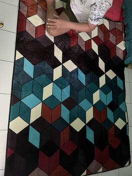 Product Review of Karpet Lantai Empuk Busa Malaysia Bahan Kain Flanel Polyester Size 140x190 (Medium) Carpet from r**5 2