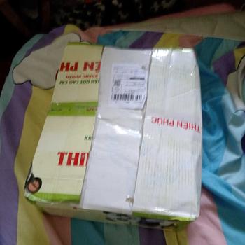 Product Review of Thùng 10 Gói Khăn Ướt Thiên Phúc Một Gói 120 Tờ Nặng 400g from N** N**🥰 0