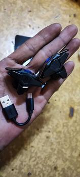 Product Review of ปุ่มช่วยยิงระบบไฟฟ้าจำนวน 1 คู่ รุ่น JS66 ไฟฟ้า 1 ข้าง ธรรมดา 1 ข้าง ฟรีถุงนิ้ว ส่งด่วนจากไทย อุปกรณ์ สตรีมเกม from W** ** D** 2