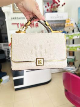 Product Review of Túi Xách Cao Cấp MENGLISHA TB5508( khang tuệ shop) from H**3 1