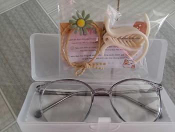 Product Review of [ Mã N021 ] TKN Eyewear : Kính Tròn Nhựa Cốt Kim Loại Chắc Chắn - Unisex Nam Nữ đeo được ( Kèm hộp - khăn lau ) from d** 0