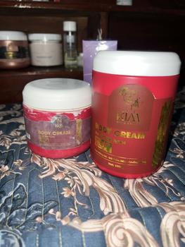 Product Review of [ MUA 1 TẶNG 5 ] KEM BODY SIÊU KÍCH TRẮNG 1000g from T**a 0