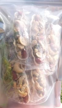 Product Review of Combo 3 Gói (600Gram) Cơm Cháy Siêu Chà Bông Ăn Vặt Snack  Food from N**k K**h 0