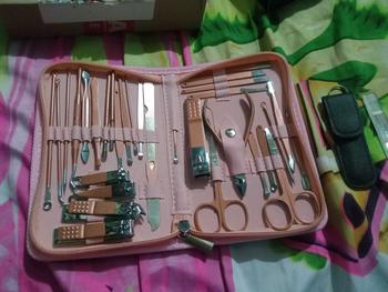 Product Review of Manicure Set 32 in 1 Alat perawatan kuku 1 Set isi 32pcs Set Manikur Perawatan Kuku gunting nail tangan Kotoran Mempercantik from D**🦋 0
