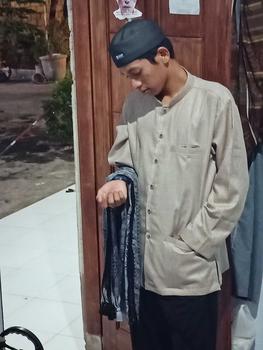 Product Review of Lembut Baju koko madinah Alfa reyhan / taqwa katun madinah / kerah sanghai / baju koko habib Polos Dewasa Muslim Mewah Pria from T**カ 2