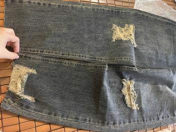 Product Review of YURI JEANS - (Vải QCCao Cấp) Quần Jeans Baggy Màu Dơ Bụi Rách Gối Chất Mền Mịn Dài94cm Nữ Pants from T** H**n 3