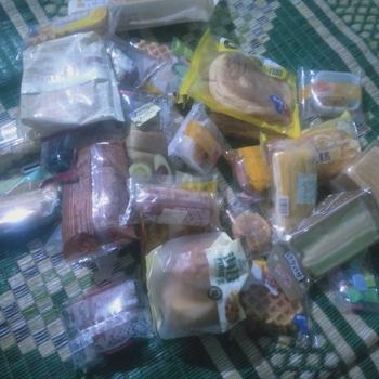 Product Review of Bánh Tươi Đài Loan Mix Nhiều Vị Mặn Ngọt Ruột 2KG - NXS in trên bánh -Food, Ăn Vặt - Cake from l**. ** l**n 1