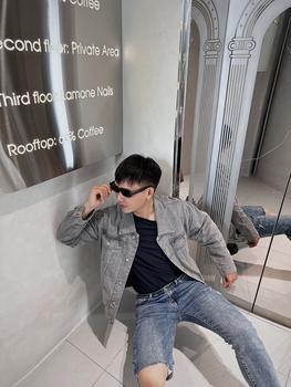 Product Review of FABULOUS Set Denim Gồm Áo Khoác Jean Form Unisex Và Quần Ống Rộng , Màu Đen/ Xám Cement Menswear Ong Có Túi from C**n ** 2