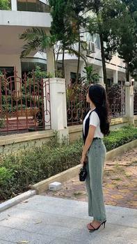 Product Review of Quần Jean Nữ Ống Suông Cạp Cao Dáng Dài, Quần Bò Nữ Ống Rộng Lưng Cao Chất Jean Demin from M**h K** 2