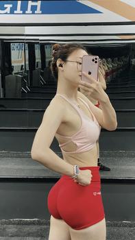 Product Review of Áo Bra Nhún X Kèm Mút Tôn Lưng Tập Gym-Yoga-Aerobic Gymmy A9 from ✨**𝚢 ** 0
