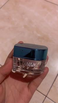 Product Review of DAY CREAM ACNE DAVIENA SKINCARE from D** 0