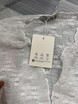 Product Review of Áo khoác cardigan croptop dài tay nữ vải len lưới hoa xuyên thấu khoác áo kiểu đầm hở sang chảnh G649 Nhung Women Ren Viền Ren Màu Đen Voi from Q**h A** ** 0