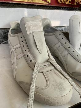 Product Review of FLAP SHOES CARE Penghilang Noda Sepatu - Cairan Pembersih Anti Jamur/Karat/Minyak/Tinta - FLAP STAINS REMOVER 100mL Cleaner from u**8 1