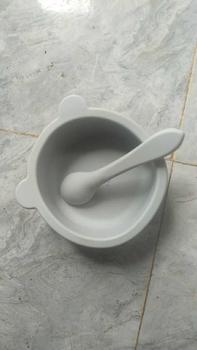 Product Review of (Tặng 1 thìa silicon giống màu bát) Bát ăn dặm silicon cho bé - sản phẩm an toàn, không chứa BPA from K**n 0