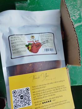 Product Review of Khô Bò Củ Chi Cô Ba Tasty - Bò miếng mềm - Hộp giấy 500g/1kg - SP065 from T**t h** 1
