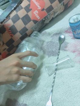 Product Review of แก้วเชค ค็อกเทล ถ้วยพลาสติก เชคเกอร์ ชานม กระบอกเชค 300/500/700ml Cocktail Shaker Mixer Bottle from ธ**ด ช**ล 0