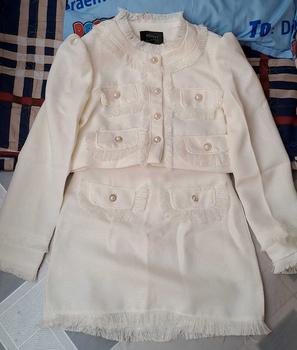 Product Review of Bộ Dạ Nữ Áo Dạ Tweed kèm Chân Váy chữ A Tua Rua Tiểu Thư xinh xắn và cá tính Top Kem from 🌻**🌻 0