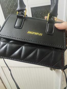 Product Review of Túi Xách Nữ Đeo Chéo Cầm Tay Da Pu Thời Trang Nắp Vuông Jinpin Bag from N**z 3