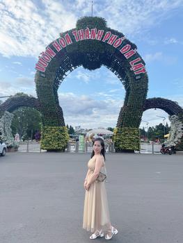 Product Review of SÒ VINTAGE - CELESTA đầm lưới bắt xếp dáng xòe from M**y 0