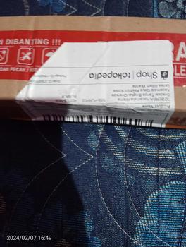 Product Review of TOSERBA Kacamata Warna Gradasi Tanpa Bingkai Oversize Kacamata Gaya Fashion Korea Lensa Hitam Wanita from y**8 2