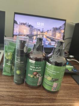 Product Review of Combo GỘI + XẢ  + XỊT ( Hỗ trợ mọc tóc, giảm gãy rụng, giúp tóc suôn mềm mượt, Lưu hương thơm from đ**p h** l** 1