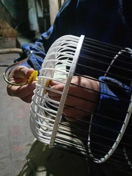 Product Review of Lồng khuyên thái tử lồng khuyên nhựa trung quốc đầy đủ phụ kiện (Tặng kèm áo) from N**n H**p ** 0