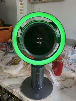Product Review of 【สินค้าเข้าใหม่】JisuLife Table Fan Pro 3 8000mAh ชชาร์จได้ ปรับแรงลมได้ 100 ระดับ พร้อมพัดลมแรงลมเทอร์โบ ฟอกอากาศ มีไฟและหน้าจอดิจิทัล เหมาะสำหรับใช้ในบ้านและพกพาไปแคมป์ปิ้งกลางแจ้ง from P** L** 0