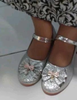 Product Review of Sepatu Anak Perempuan Import ukuran kaki 26-35 Fashion from r**a 0