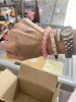 Product Review of กำไลข้อมือสแตนเลสสีทอง เกรดพรีเมียม ข้อมือขนาดกลางถึงใหญ่ สวยหรู from ต**ี 3