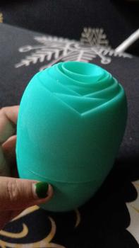Product Review of Face Roller Ice Mold Face Lift Shrink Pores Massage Ice Roller Calming Face Massager Gift from t**2 0