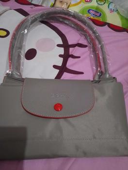 Product Review of Tas Bunda Tote Club Long Handle Bahan Mirror  Size M Dan L from M**a 0