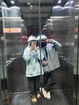 Product Review of Áo Hoodie Nữ Khoá Zip Trơn Unisex Form Rộng Chất Nỉ Cotton Áo Khoác Hoodie Nỉ Bông Phong Cách Hàn Quốc Oversize Có Size Bigsize from p**7 0