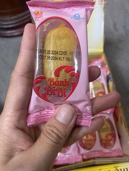 Product Review of Bánh BiBi Tân Huê Viên (hộp 20bánh) (vị trứng dứa, ít ngọt) (hộp quai xách sang trọng) from C**y s**l 0