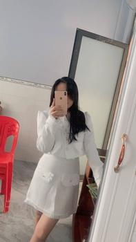 Product Review of Bộ Dạ Nữ Áo Dạ Tweed kèm Chân Váy chữ A Tua Rua Tiểu Thư xinh xắn và cá tính Top Kem from T**e 0