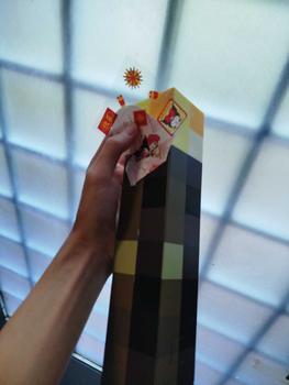 Product Review of Đèn pin LED Minecraft, Có Thể Sạc Lại, Đèn có độ sáng cao, Cầm Tay hoặc gắn trên tường, N4X5 from T**n J**a 2