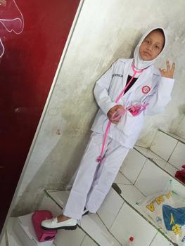 Product Review of SEPATU ANAK PEREMPUAN DOCMART MOTIF KANCING GOLD CANTIK SEPATU FLAT SLIP ON ANAK TERBARU SEPATU SEKOLAH ANAK WANITA COCOK UNTUK HARIAN FORMAL SANTAI LIBURAN SEPATU ANAK TERLARIS MURAH KUALITAS PREMIUM fashion pantofel from m**a L**E 🫰** 1