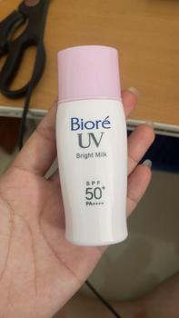 Product Review of Sữa Chống Nắng Bioré SPF50+/PA+++ 30ml UV Bright Milk | HASAKI BEAUTY from H**g H** 0