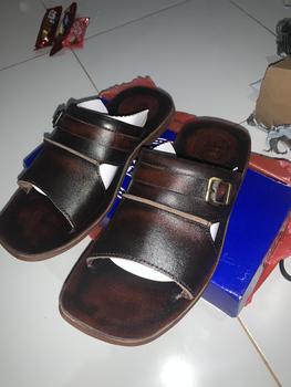 Product Review of Sandal Pria Kulit Asli Sampai Alasnya from a**8 0