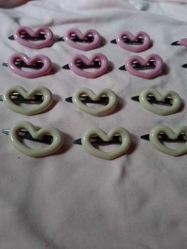 Product Review of 【Fulisa】Sweet Heart-shaped Hair Clip Girlish Sense Bangs Clip Cute Creative Hair Accessory from E**🌷 0